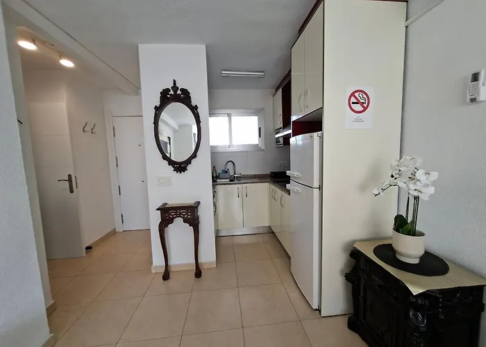 Apartment Alhambra Rincon De Loix Benidorm-Sea View-Free Parking, Wi-Fi, Pool, New Air Conditioning